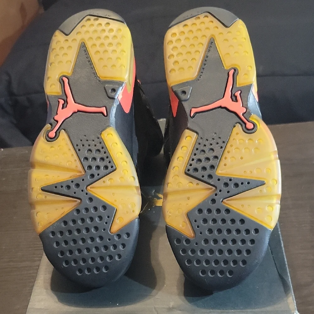 Air Jordan 6 Retro (GS) 